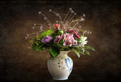 Herbststrauss Alstroemerien In Vase